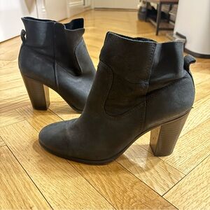 Vince Camuto black faux suede ankle booties